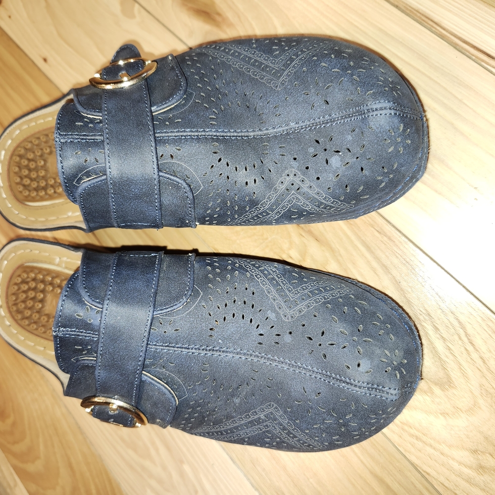 Womem's Blue Slip-On Shoes